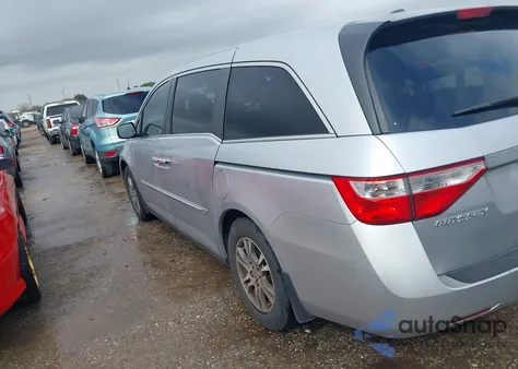 2011 Honda Odyssey Ex-L z USA, uszkodzony, nr VIN 5FNRL5H62BB005368